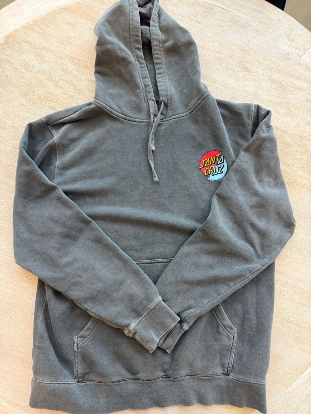 Santa Cruz Skateboards Gray Garment Dyed Hoodie Size M Graphic Logo